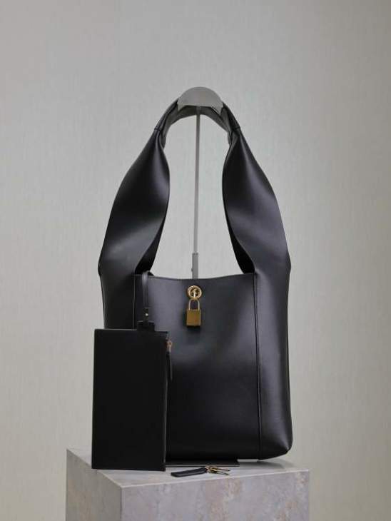 Picture of Saint Laurent Handbags _SKUfw212410761fw